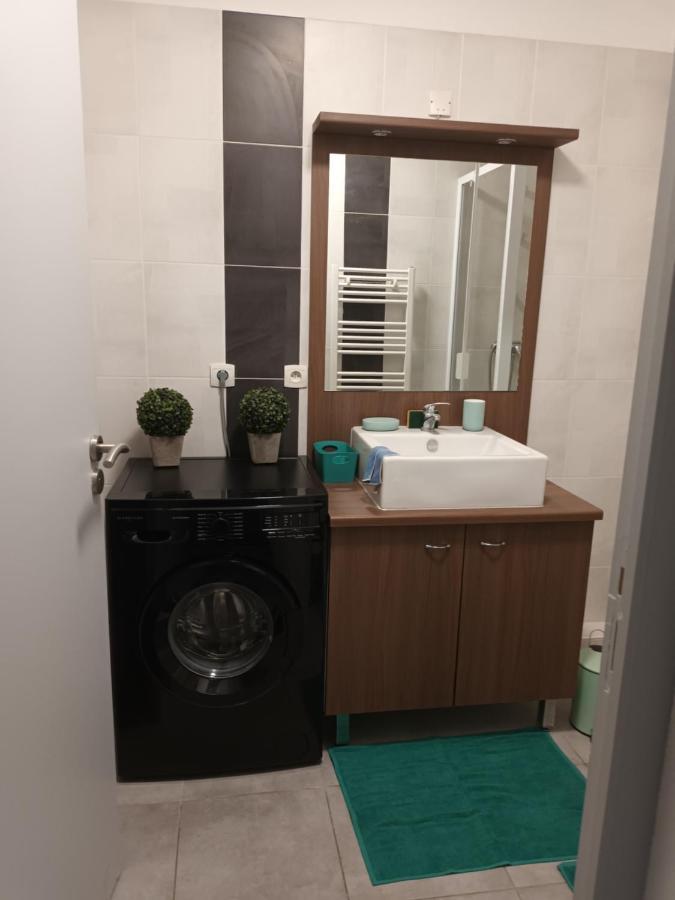 Superbe Appartement Et Parking Proche Du Centre Du Monde Perpignan Kültér fotó
